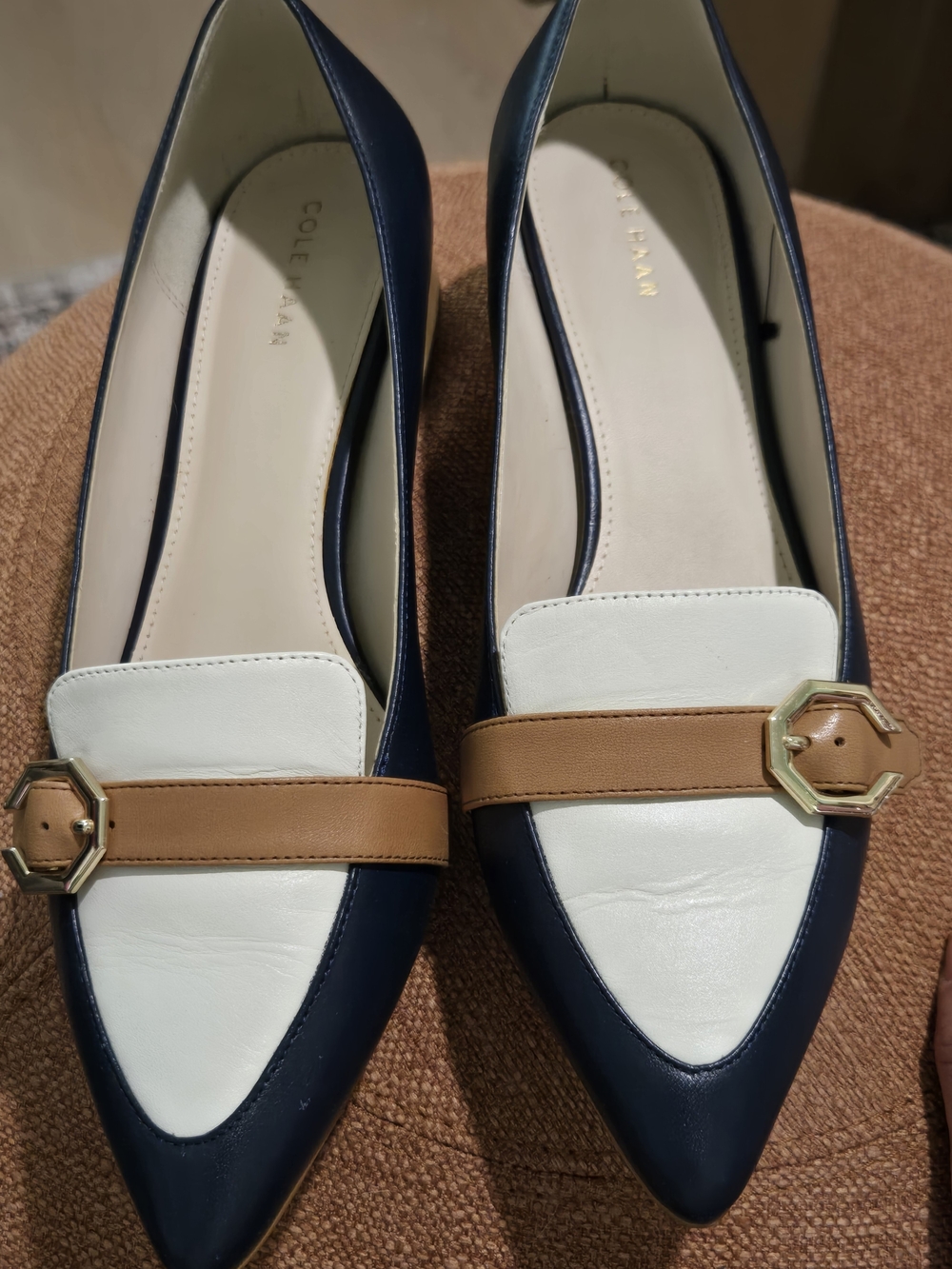 COLE HAAN Navy White Tan Colorblock Pointed Toe Flat | Size 8